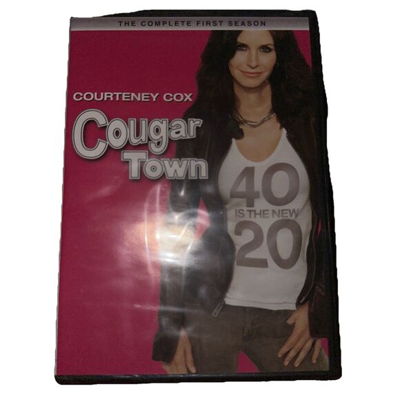 Cougar Town: The Complete First Season (DVD, 2010, 3-Disc Set) - Picture 1 of 2